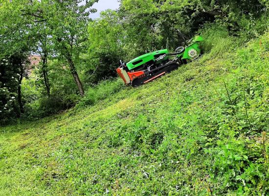 Débroussaillage fauchage talus en pente